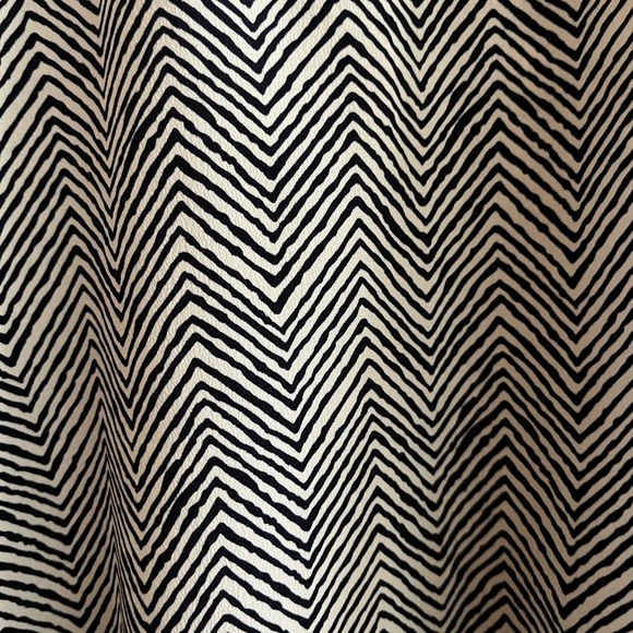 Forever21 Chevron Cuff-Sleeve Blouse - Picture 2 of 2